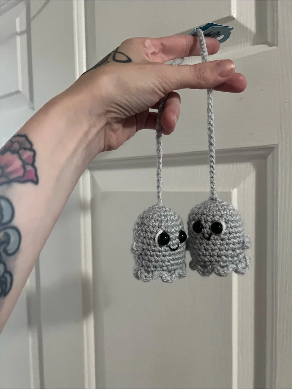 Crocheted Ghost Rearview Mirror Hanger 👻 - Picture 1 of 5